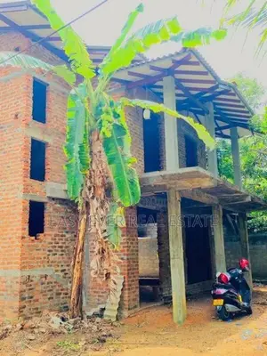 දෙමහල් නිවසක් විකිණීමට – කොටදෙණියාව නගරයට ලඟින්