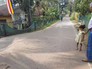 Land for Sale –gampaha