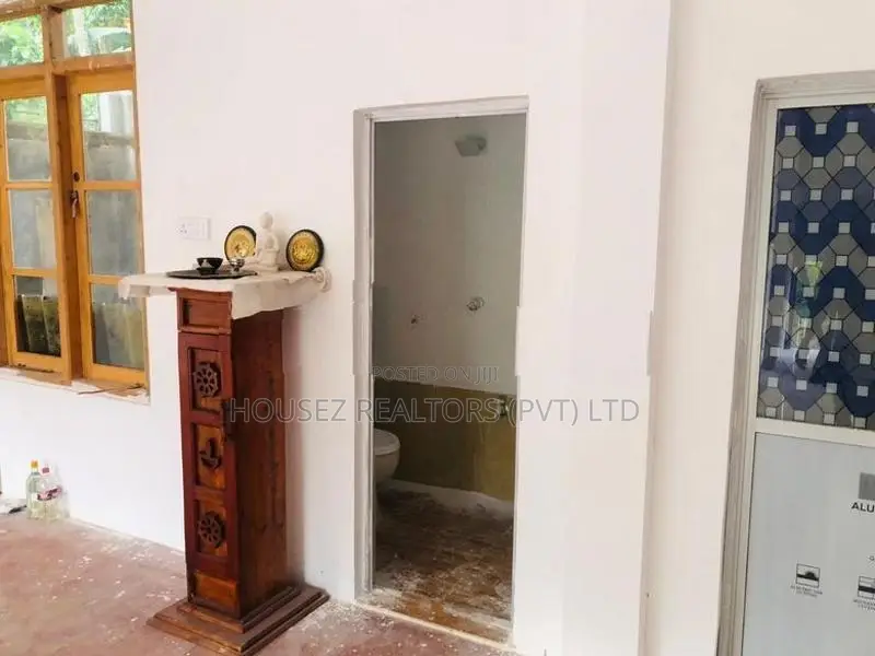 Matale Valuable Commercial Property with 4 Spacious Shop Units