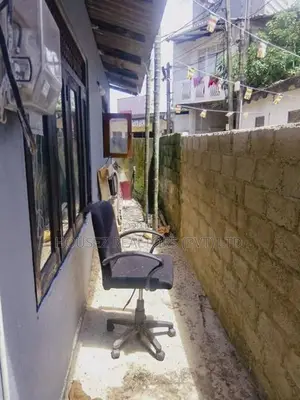 Single-Story House for Sale in Colombo 5