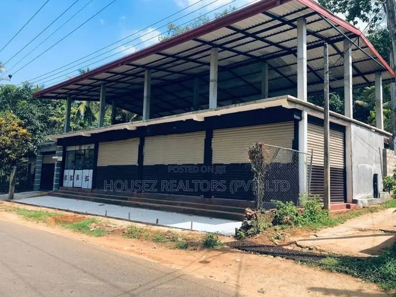 Matale Valuable Commercial Property with 4 Spacious Shop Units