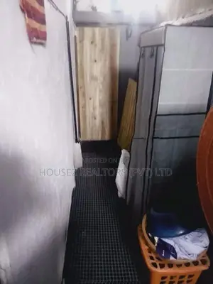 Single-Story House for Sale in Colombo 5