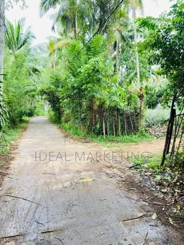 Yakkala - Land for Sale