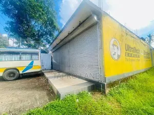Hardwear Building and Land for Sale in Kuliyapitiya