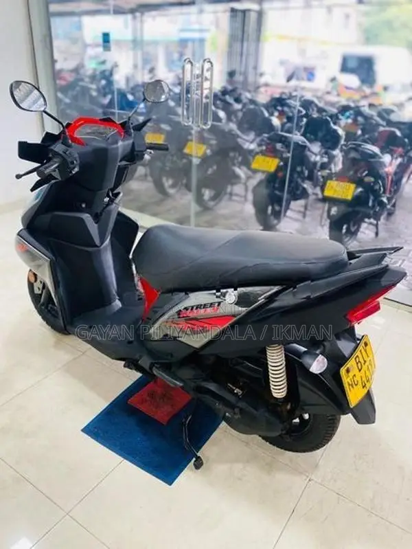 Yamaha Ray ZR Street Rally 2020