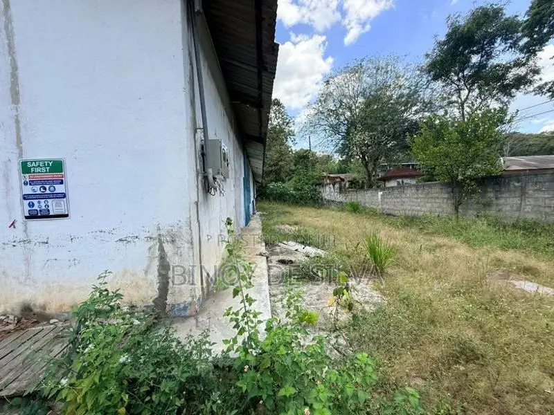Storage Building with Land for Rent Monaragala