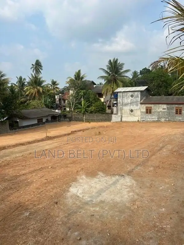 Land for Sale Makubura