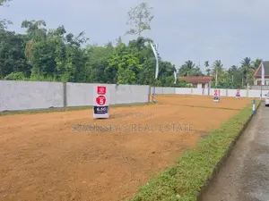 Best Land for Sale in Polgsovita Piliyandala Kahathuduwa