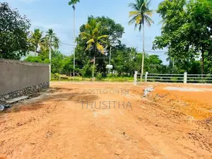 Yakkala Land for Sale