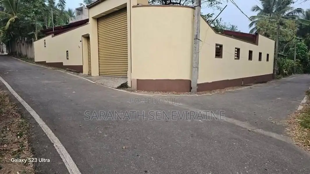 House For Sale Athurugiriya Habarakada