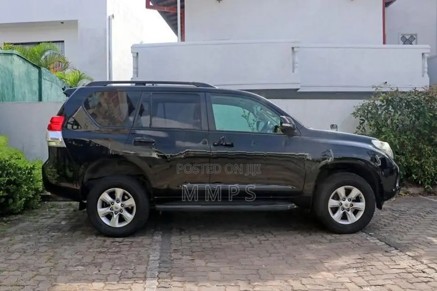 Toyota Land Cruiser Prado 2010