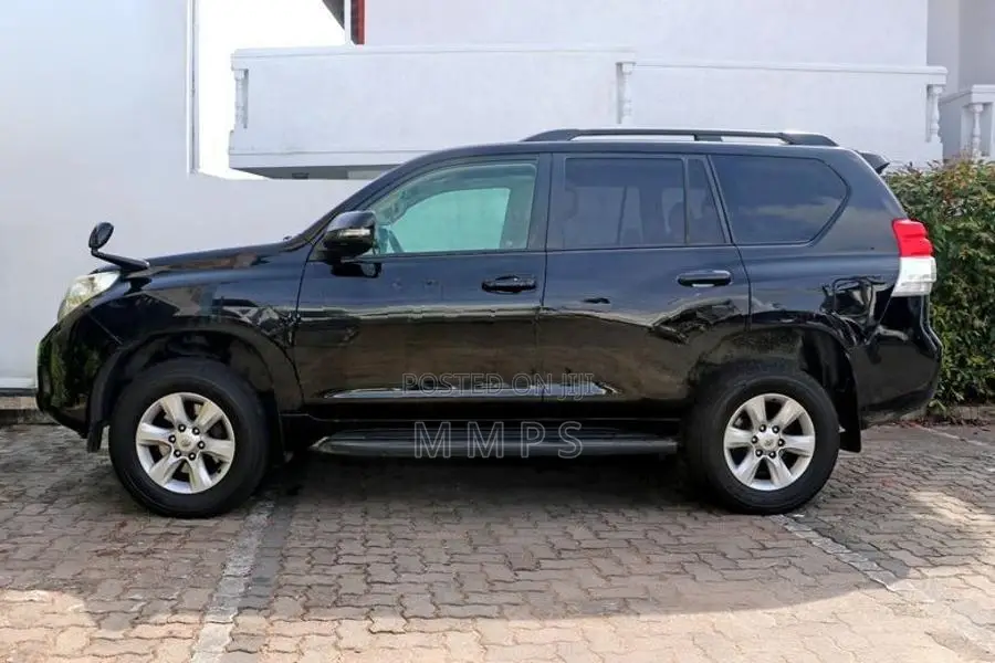 Toyota Land Cruiser Prado 2010
