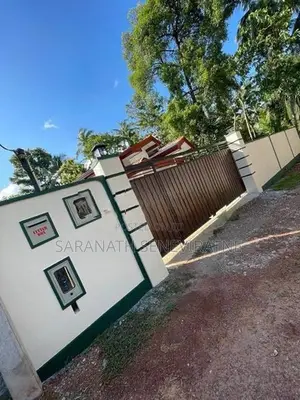 Brand-New House in Gampaha Pugoda - Kanduboda West