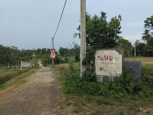 නේවාසික බිම් කොටස් කලුතර