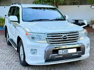 Toyota Land Cruiser V8VX 2013