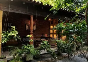 Luxury 2-Story House for Sale in Athurugiriya