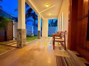 Prestigious Family Home in Talawatugoda’s Prime Residential Area