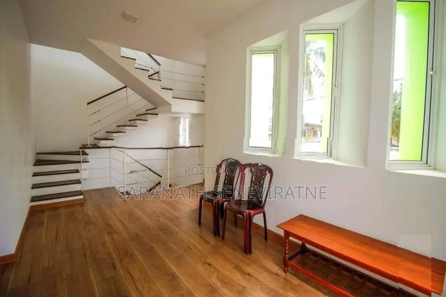 Luxury 3 Bedroom Modern House – Panadura - 5 perches
