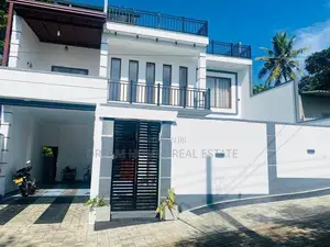 New Modern Luxury 4BR House for Sale in Athurugiriya