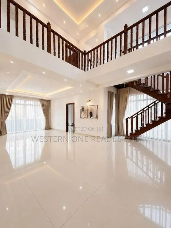 Brand New Spacious Duplex Apartment For Sale in Colombo 4