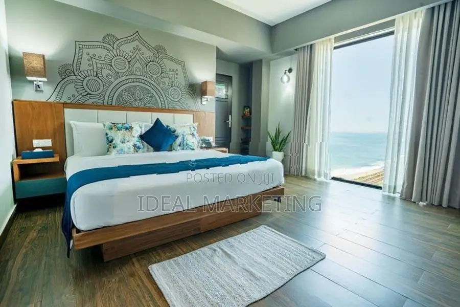 Colombo 03 - Fully Serviced Luxury Apartment for Rent