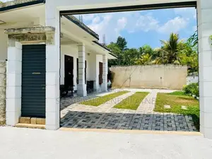 House For Sale in Kadawatha Imbulgoda With 1st Floor Slab