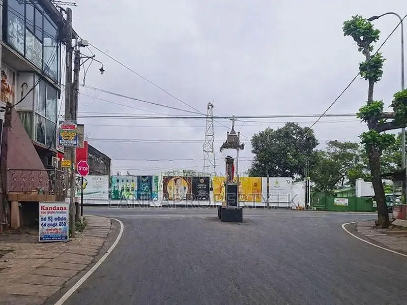 Land for Sale Ja Ela.