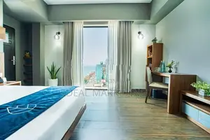 Colombo 03 - Fully Serviced Luxury Apartment for Rent