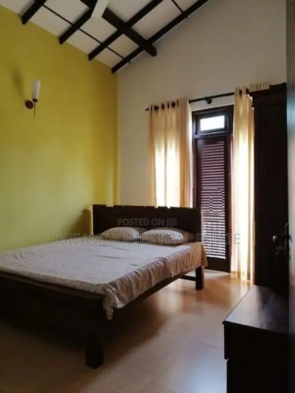 Fully Furnished Air-Conditioned House for Rent – Nawinna