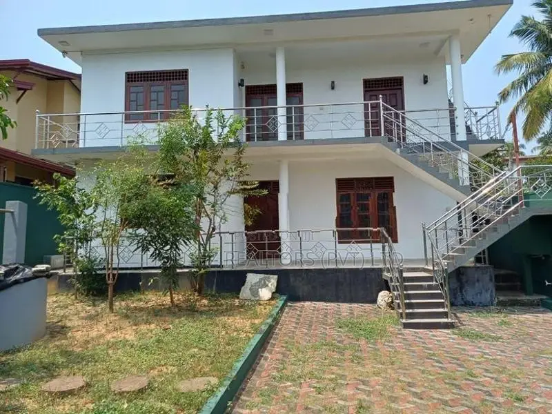 Beautiful Two-Storey House for Sale in Makola North