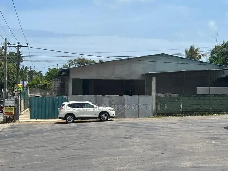 Warehouse for sale- Athurugiriya Road-Kottawa