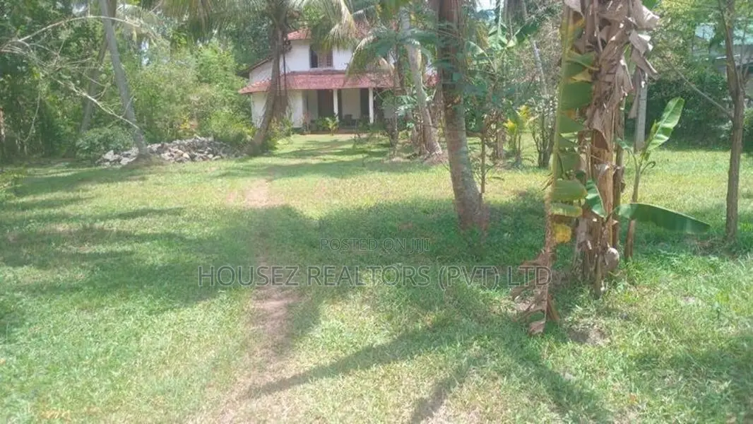 Land for Sale – Kurunegala (Main Road Property)
