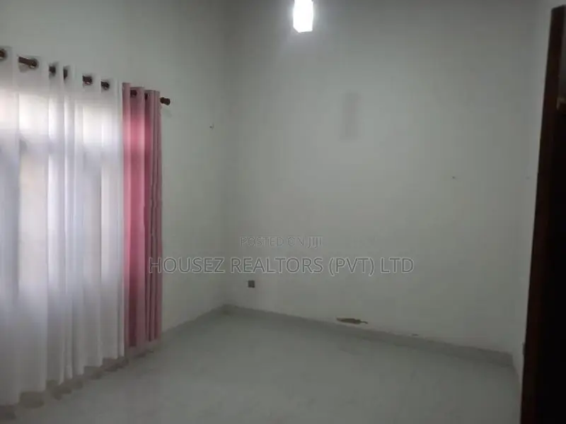 Valuable Commercial Property for Sale in Nugegoda – Facing the Lake