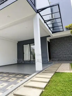 Newly Build Luxury House for Sale in Homagama