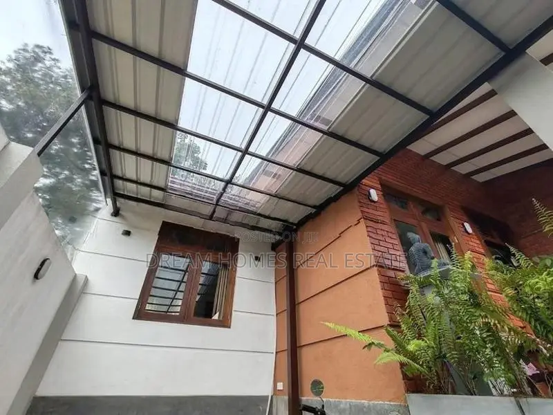 Newly Built Modern Home for Sale Near Athurugiriya
