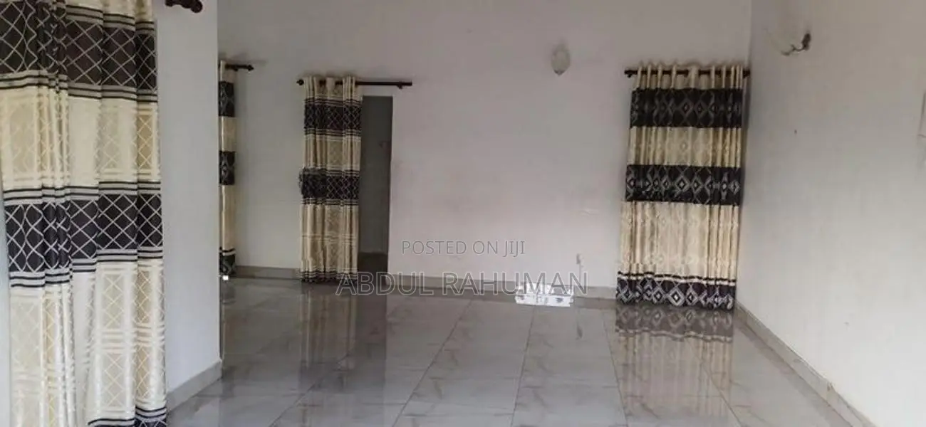 තට්ටු දෙකේ ගෙදර Nugegoda