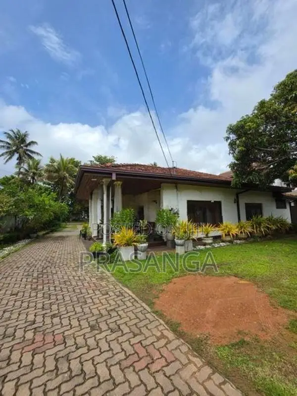 Prime house for Sale – Temple Road, Negombo