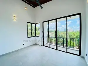 Elegant Luxury House with Garden for Sale in Malabe