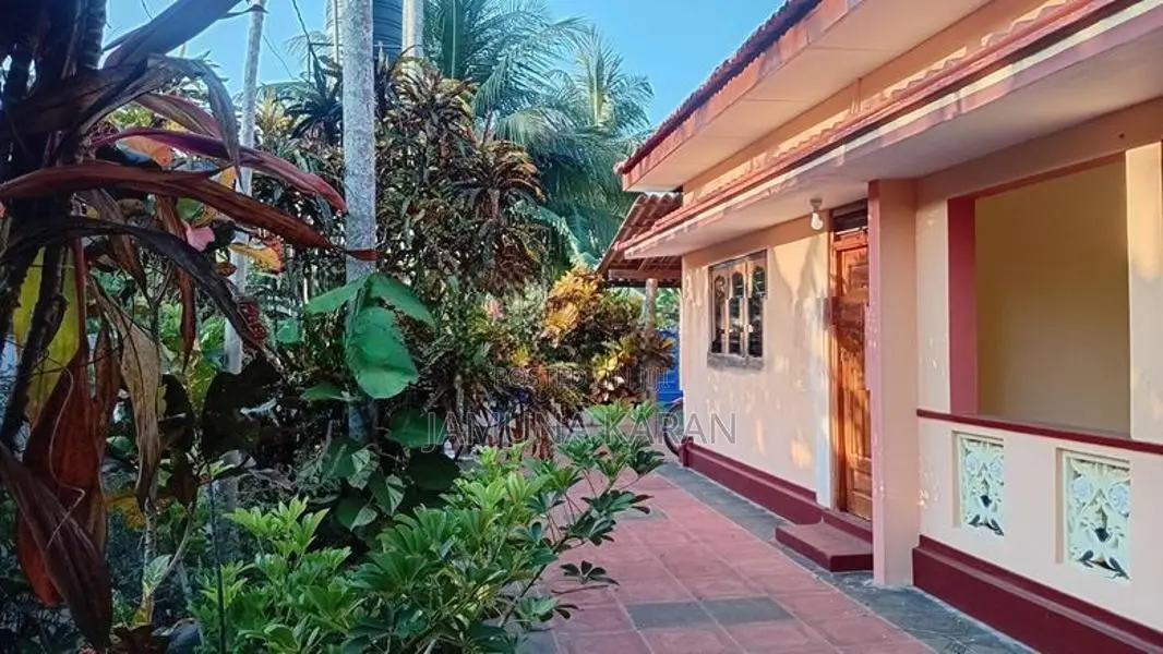 வீடு விற்பனைக்கு Jaffna