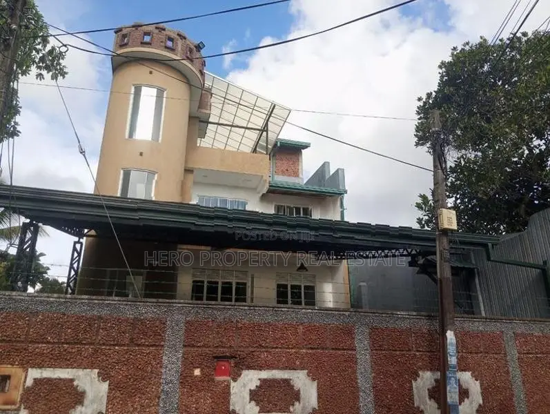 Three Storey Building for Rent in Maharagama