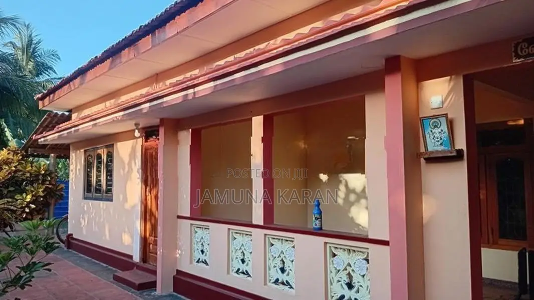 வீடு விற்பனைக்கு Jaffna