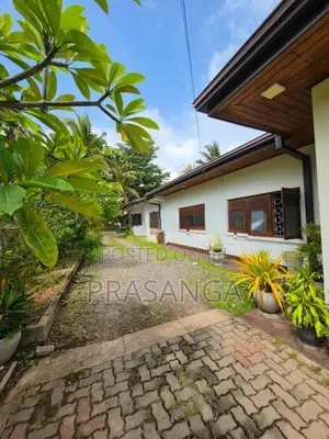 Prime house for Sale – Temple Road, Negombo