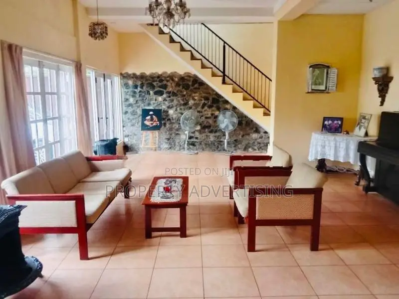 Hendala ,Wattaala Luxury European-Style House for Sale