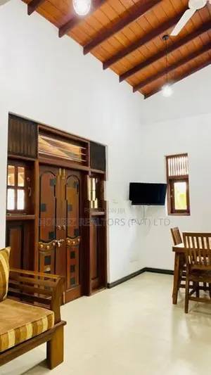 Fully Furnished 2nd Floor Rental Apartment in Galle