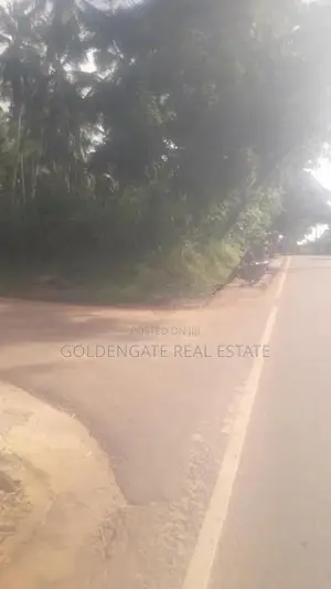 මීරිගම යෝජිත Highway Entrance එක ලගින් ඉඩමක් විකිණීමට
