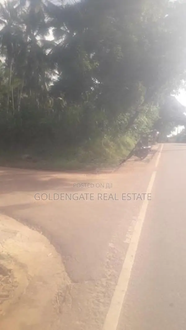 මීරිගම යෝජිත Highway Entrance එක ලගින් ඉඩමක් විකිණීමට