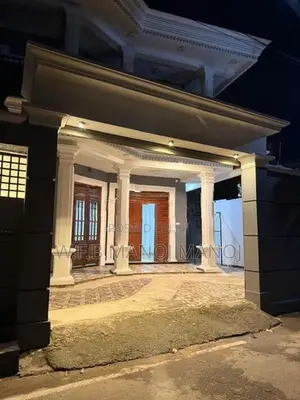 New Molding Design House Sale Wellampitya