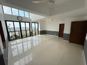 COLOMBO 5 : 4-BR (2240 SQFT) LUXURY DUPLEX APARTMENT FOR SALE