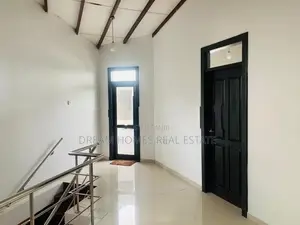 Spacious 2-Storey House for Sale – Malabe, Udawatta Road