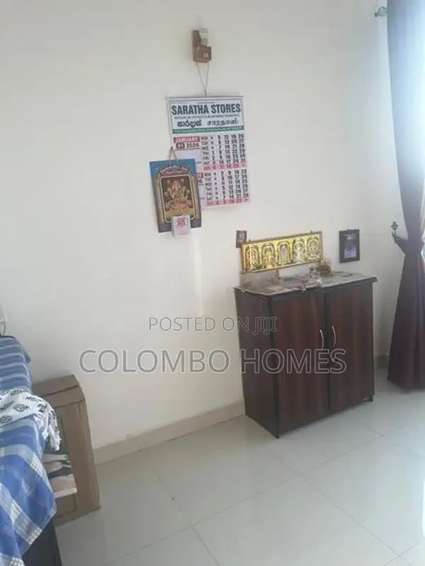 3 Bed apartment for sale - Colombo 06.